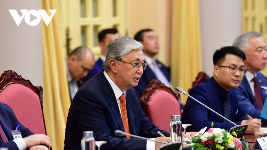 Kazakh President Kassym-Jomart Tokayev ends Vietnam visit